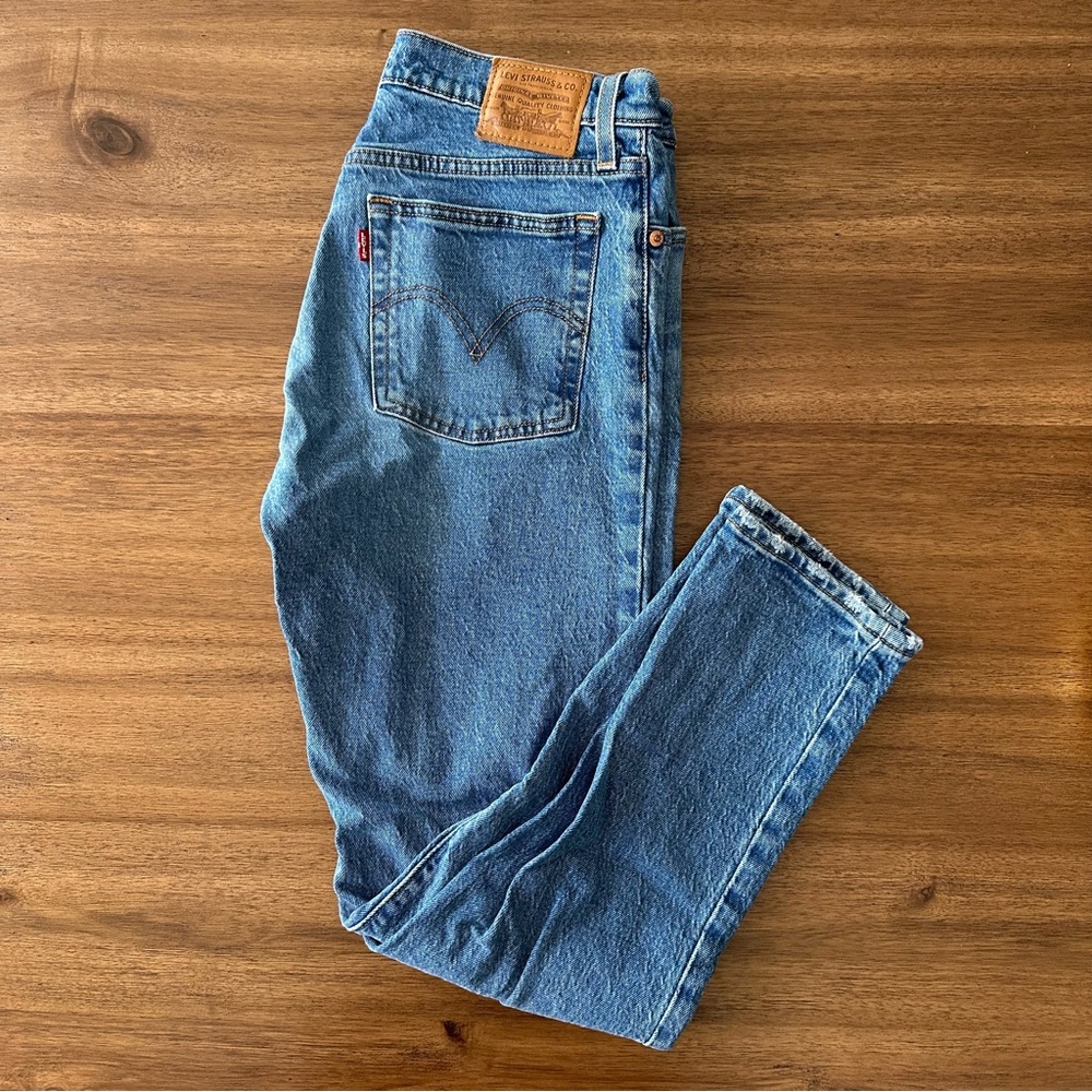 Levi’s Wedgie Straight Jeans